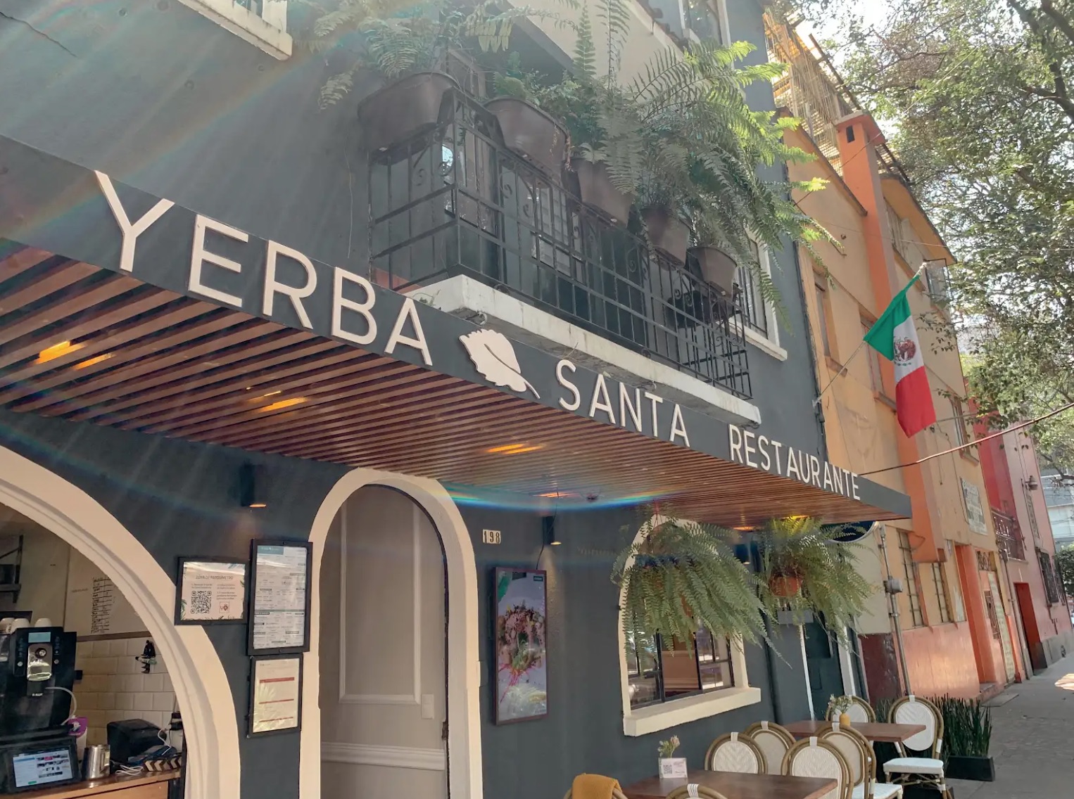 Fachada de Yerba Santa CDMX